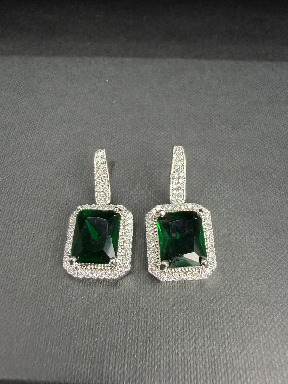 Elaris Green Drop Earrings